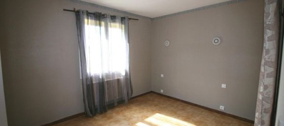 4 bedrooms House in Le Deschaux, France No. 305342 8