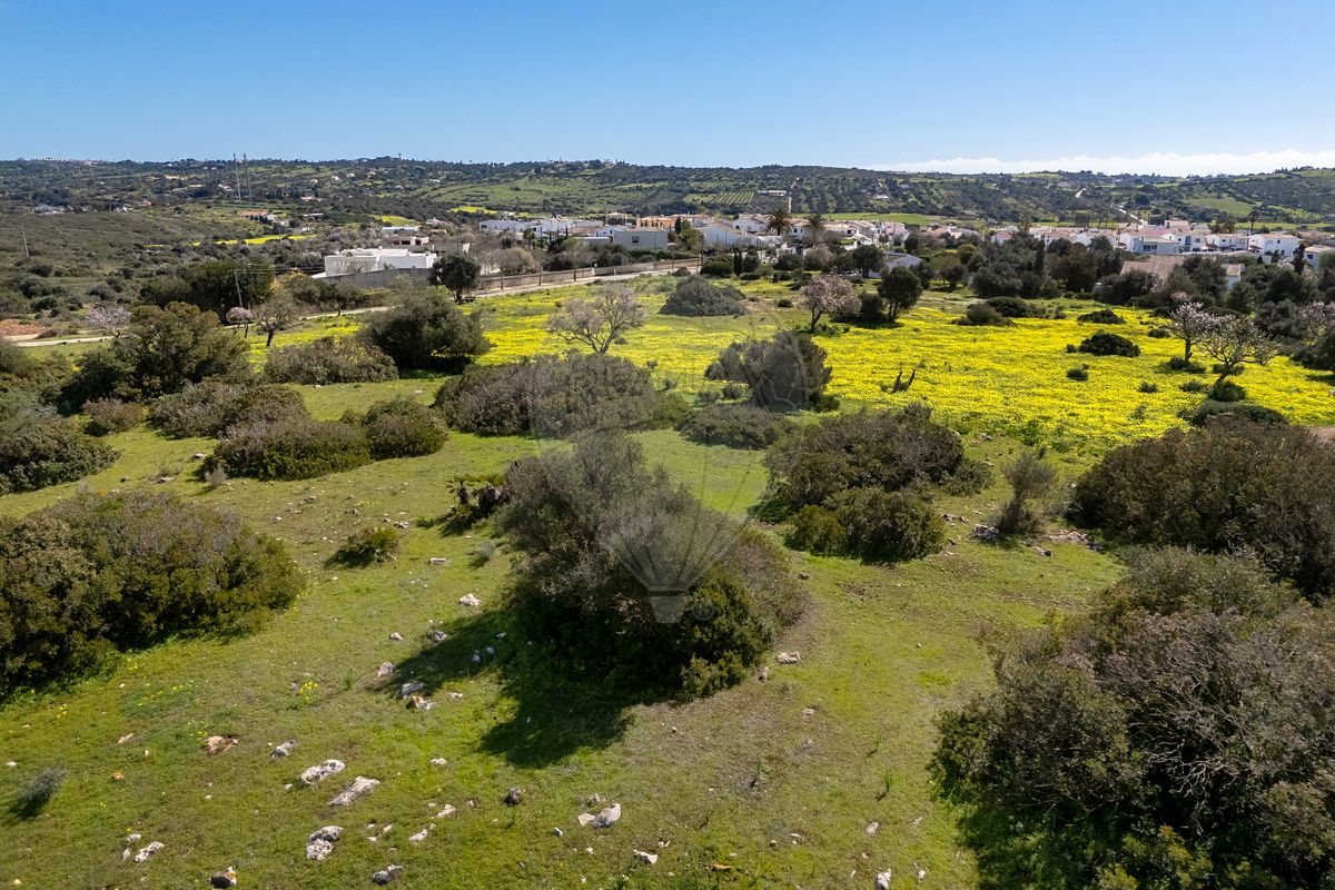 Terrain à Luz, Portugal 52760m² No. 98819
