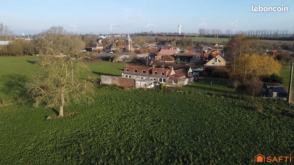 5 chambres Maison à Montrécourt, France No. 62536