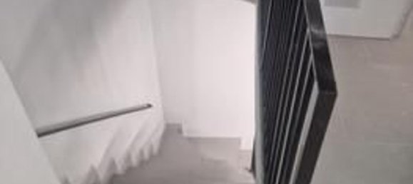 85m² Commercial property in Naples, Italy No. 319681 6