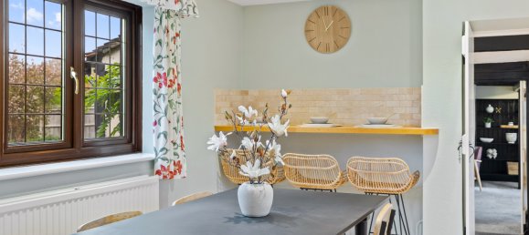 5 bedrooms House in Dorking, United Kingdom No. 1058 8