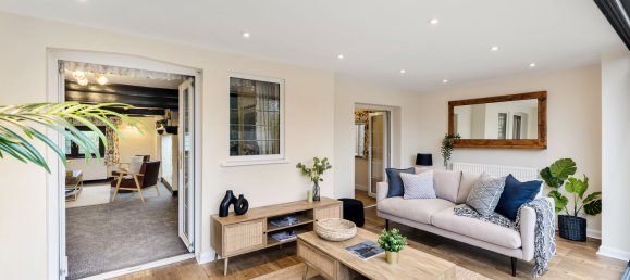 5 bedrooms House in Dorking, United Kingdom No. 1058 15