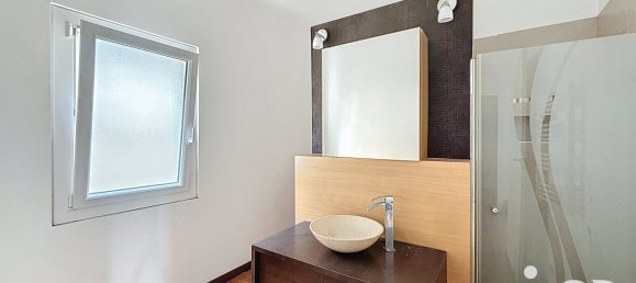 3 bedrooms Townhouse in Saint-Laurent-de-la-Salanque, France No. 355632 6