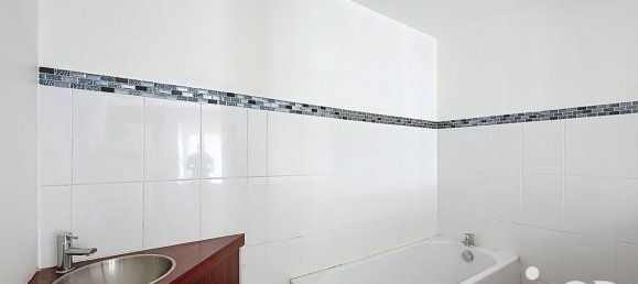 3 bedrooms Townhouse in Saint-Laurent-de-la-Salanque, France No. 355632 13