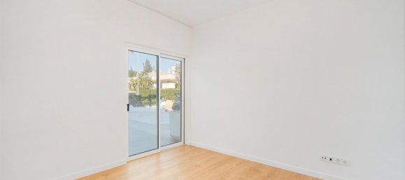 4 Schlafzimmer Haus in Loule, Portugal, Nr. 98844 17