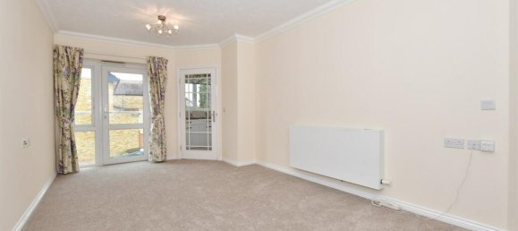 2 bedrooms Apartment in Essex, United Kingdom No. 3978 3