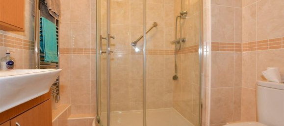 2 bedrooms Apartment in Essex, United Kingdom No. 3978 5