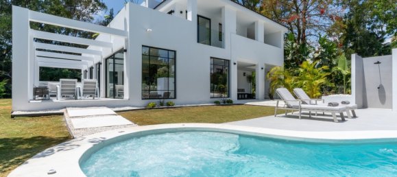 Villa de 5 dormitorios en Marbella, Spain No. 35623 2