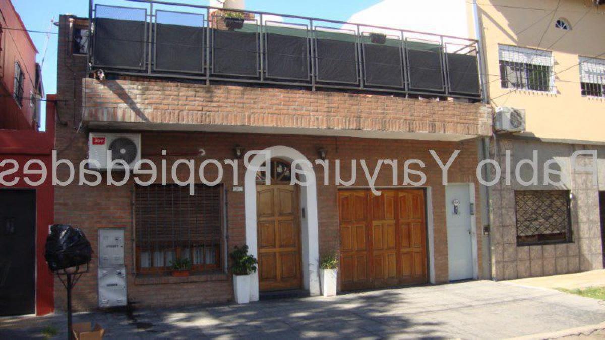 2 bedrooms Apartment in Tres de Febrero, Argentina No. 61922