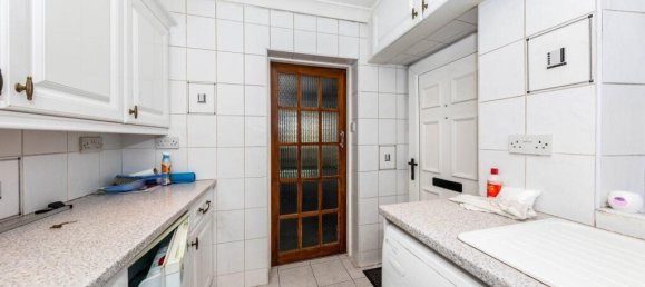  منزل في Llanelli, United Kingdom رقم 2162 4