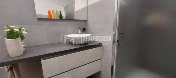 2 غرف نوم شقة في Agrate Brianza, Italy رقم 378722 11