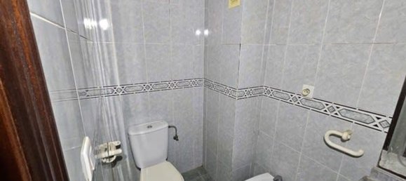 Apartamento de 3 dormitorios en Valencia, Spain No. 179430 3