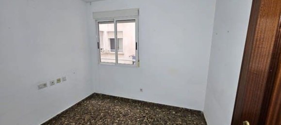 Apartamento de 3 dormitorios en Valencia, Spain No. 179430 17
