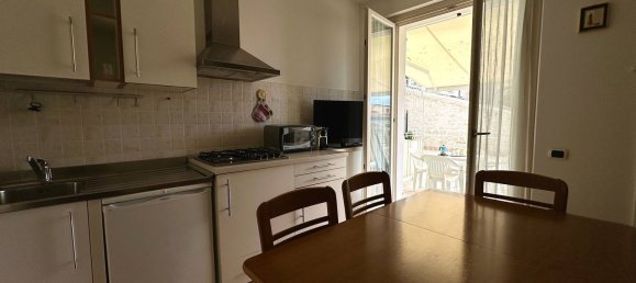 3 Schlafzimmer Wohnung in Numana, Italy, Nr. 346726 5