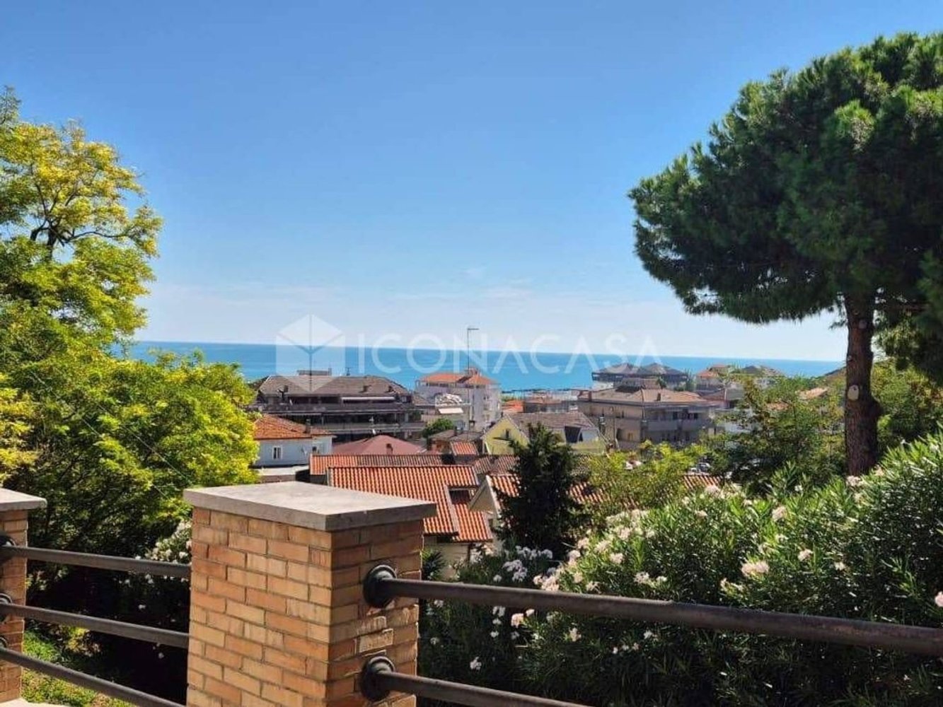 Apartamento T4 em Francavilla al Mare, Italy N.º 387166