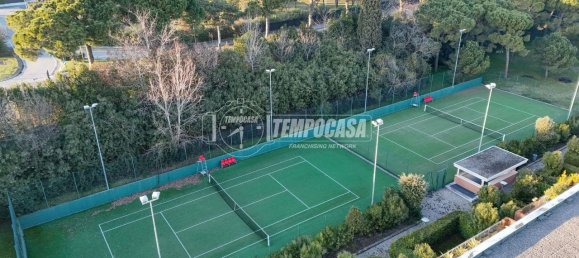 3غرفة شقة في Padenghe sul Garda, Italy رقم 236951 27