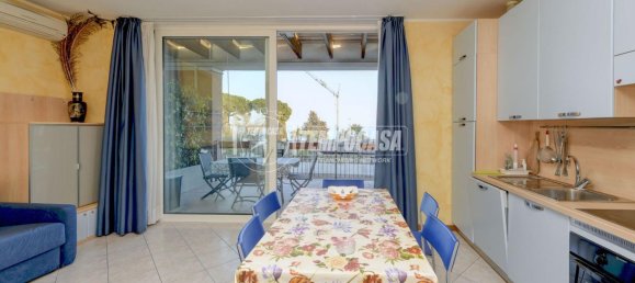 3غرفة شقة في Padenghe sul Garda, Italy رقم 236951 6