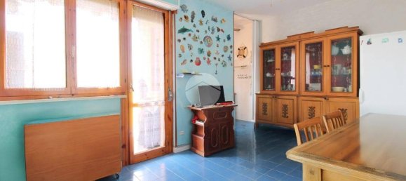 Квартира с 2 спальнями в Пинето, Италия № 99879 2