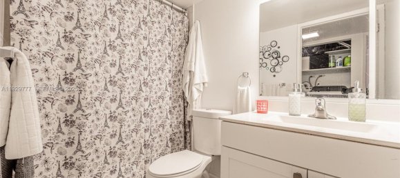 2 Schlafzimmer Gewerbliche Immobilien in Miami, USA, Nr. 614493 16