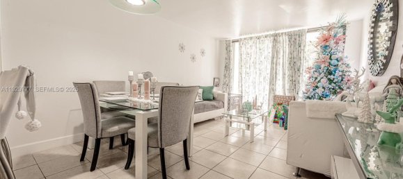 2 Schlafzimmer Gewerbliche Immobilien in Miami, USA, Nr. 614493 4