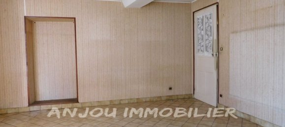 6 bedrooms House in Mayenne, France No. 342018 7