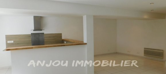 6 bedrooms House in Mayenne, France No. 342018 2
