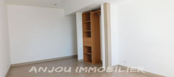 6 bedrooms House in Mayenne, France No. 342018 5