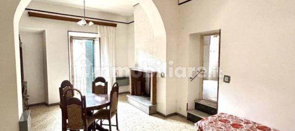 Apartamento de 2 dormitorios en Tuscania, Italy No. 310482 4
