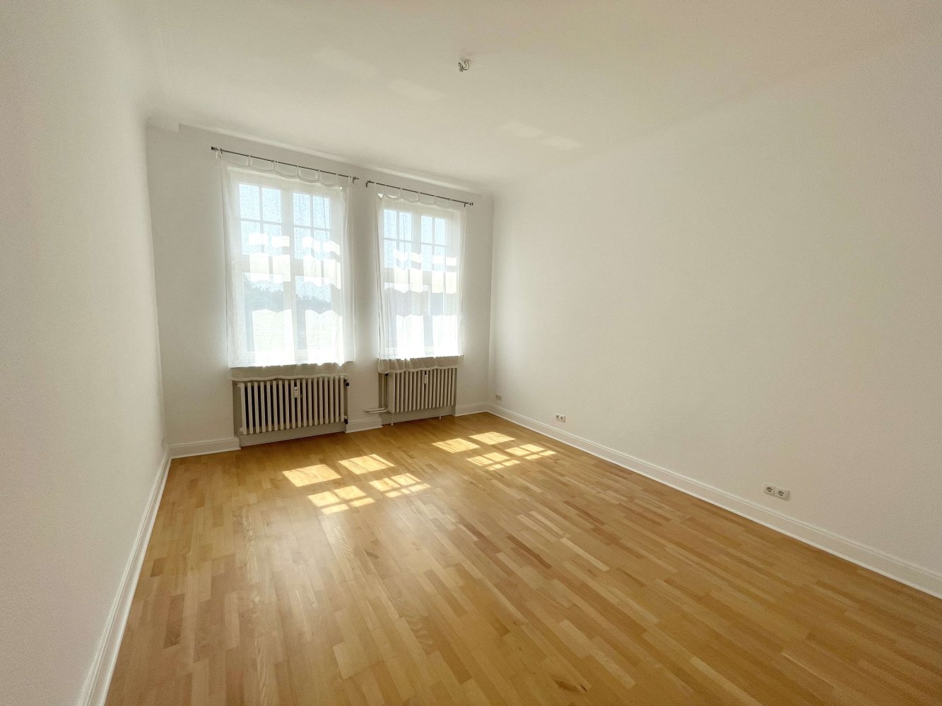 118m² Office in Bremen, Germany No. 23729