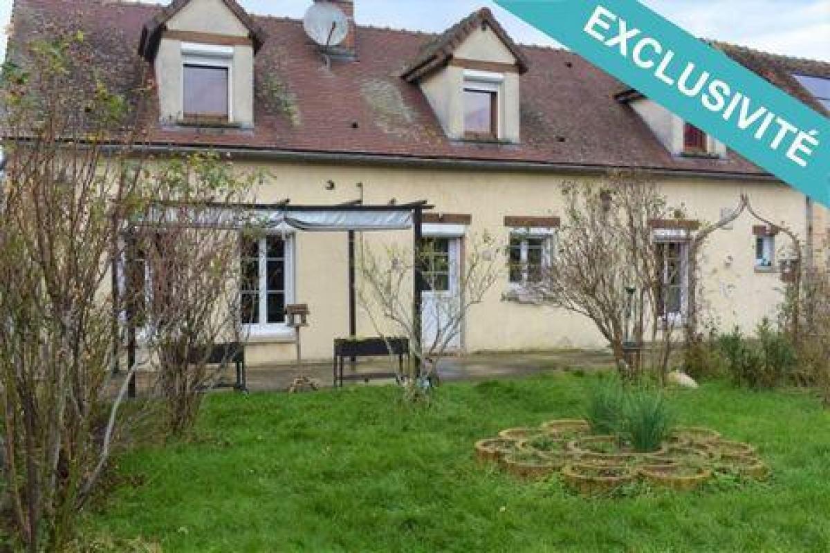 4 bedrooms House in Crancey, France No. 25727