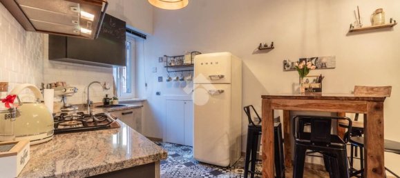 3 Schlafzimmer Wohnung in Sutri, Italy, Nr. 372334 4