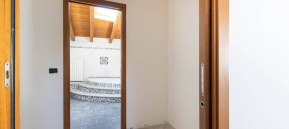 2 bedrooms Apartment in Mariano Comense, Italy No. 311306 29