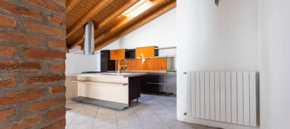 2 bedrooms Apartment in Mariano Comense, Italy No. 311306 6