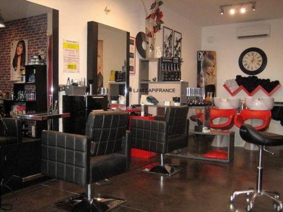  مكتب في Cotignac, France 47متر مربع رقم 17854