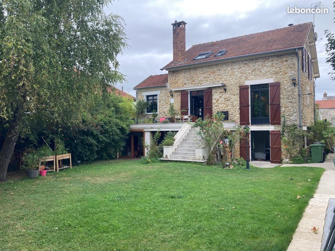 6 غرف نوم منزل في Coulommiers, France رقم 327218