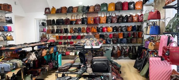 Propiedad comercial de 1 habitación en Rome, Italy No. 57339 5