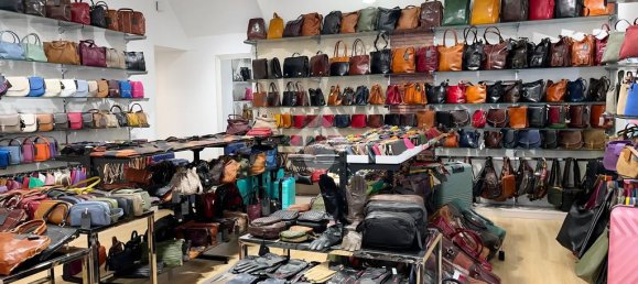 Propiedad comercial de 1 habitación en Rome, Italy No. 57339 6