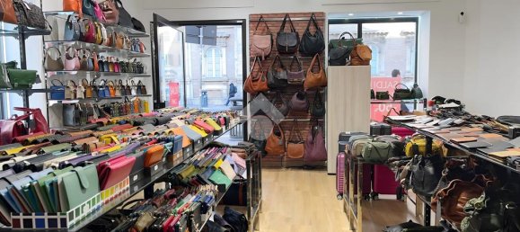 Propiedad comercial de 1 habitación en Rome, Italy No. 57339 8