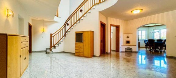 9 rooms Villa in Weisskirchen an der Traun, Austria No. 56835 4