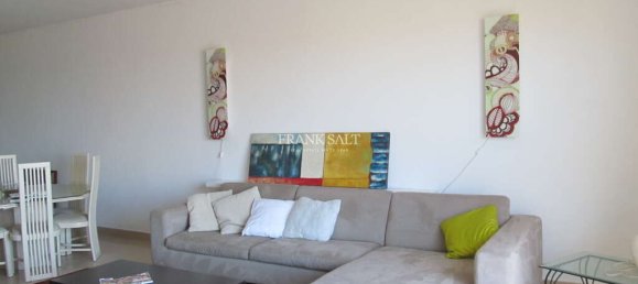 2 bedrooms Penthouse in Saint Paul's Bay, Malta No. 10716 4