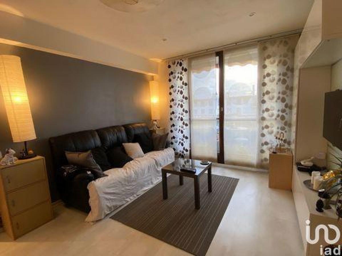 Кондоминиум  с 2 спальнями в Вильжюиф, Франция № 31072