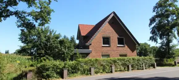 8 rooms Townhouse in Oldenburg, Germany No. 288898 2