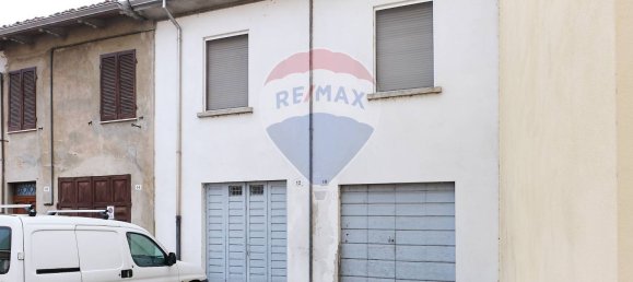 3 rooms Apartment in San Secondo Parmense, Italy No. 283099 15