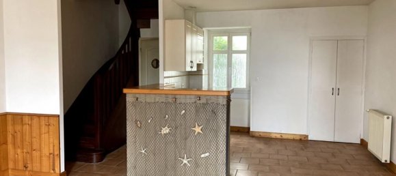 2 Schlafzimmer Haus in Paimboeuf, France, Nr. 99614 8