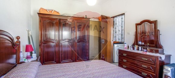 Edificio en Loures, Portugal 987 m² No. 72980 13