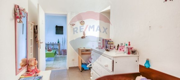 Edificio en Loures, Portugal 987 m² No. 72980 21