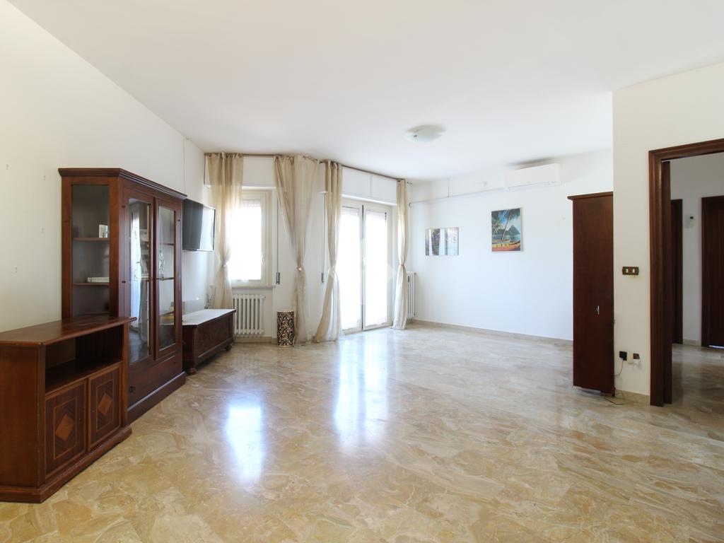 3 chambres Appartement à Roseto degli Abruzzi, Italy No. 329158