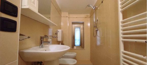 5 rooms House in Urbino, Italy No. 144902 11