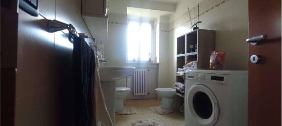 5 rooms House in Urbino, Italy No. 144902 7