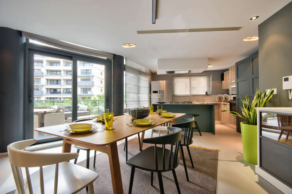 3 bedrooms Apartment in Saint Julian's, Malta No. 8961